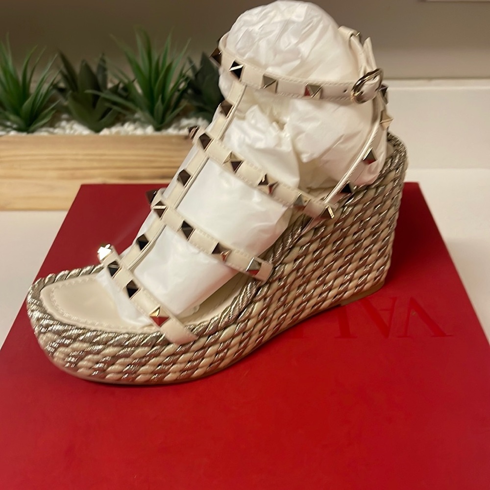 Brand New Valentino Wedge